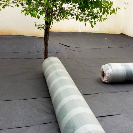 Bache anti-herbes pour jardin indéchirable 150g/m2 1,5m x 25m MGS