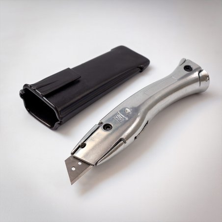 Cutter métallique spécial découpe de Gazon Synthétique