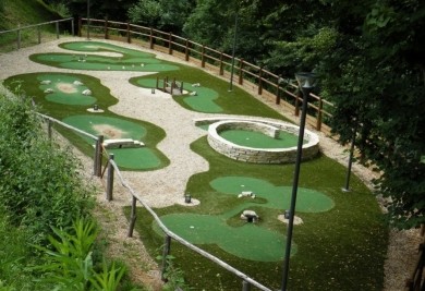 Comment fabriquer un mini golf facilement dans votre jardin